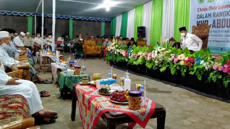Kiai Nuril Huda Ploso Kediri Dorong Santri Tekun Ngaji