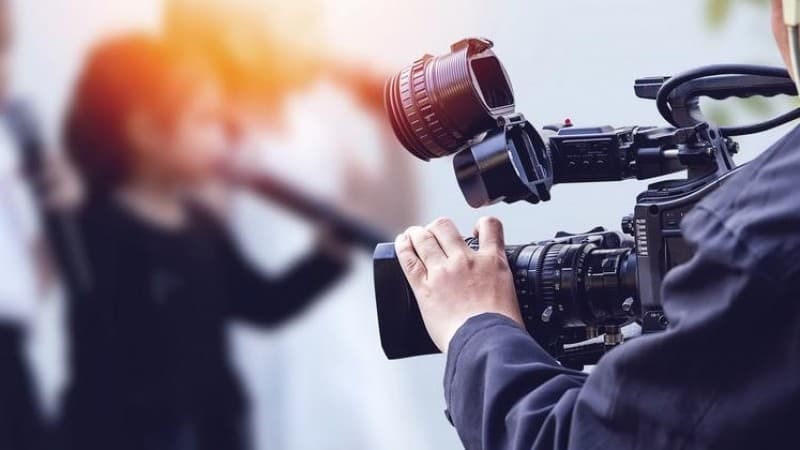 Mengawasi Industri Penyiaran, Menata Ulang KPI