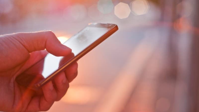 E-Money, Cara Perusahaan Dapatkan Utang ‘Cuma-cuma’ dari Pengguna