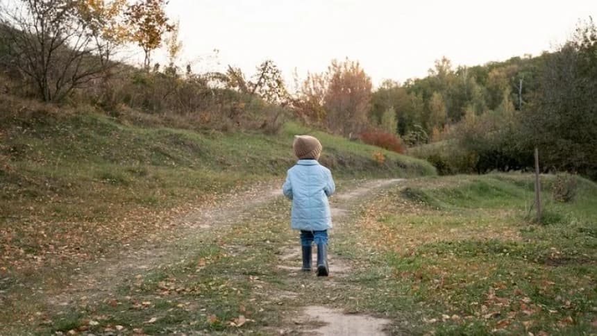 Khutbah Jumat: Larangan Keras Menelantarkan Anak