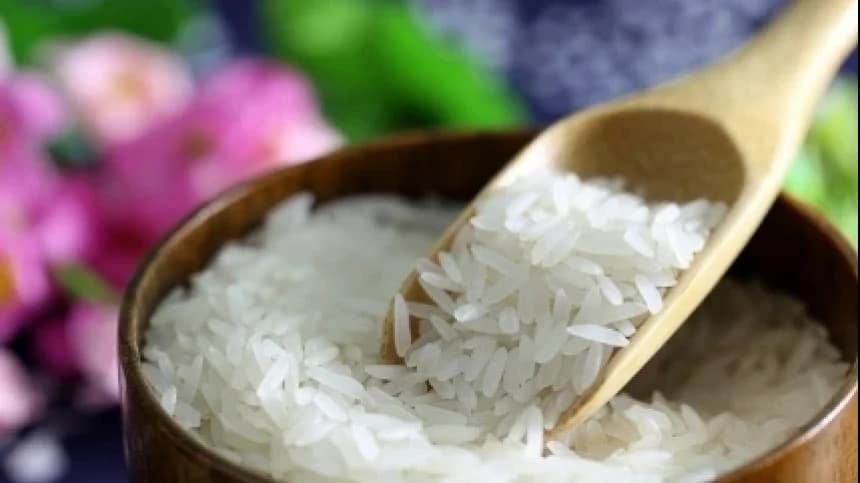 Tuntunan Lengkap dan Praktis serta Niat Zakat Fitrah