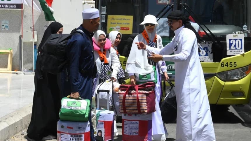 Jamaah Haji Dilarang Bawa Tas Armuzna ke Atas Pesawat