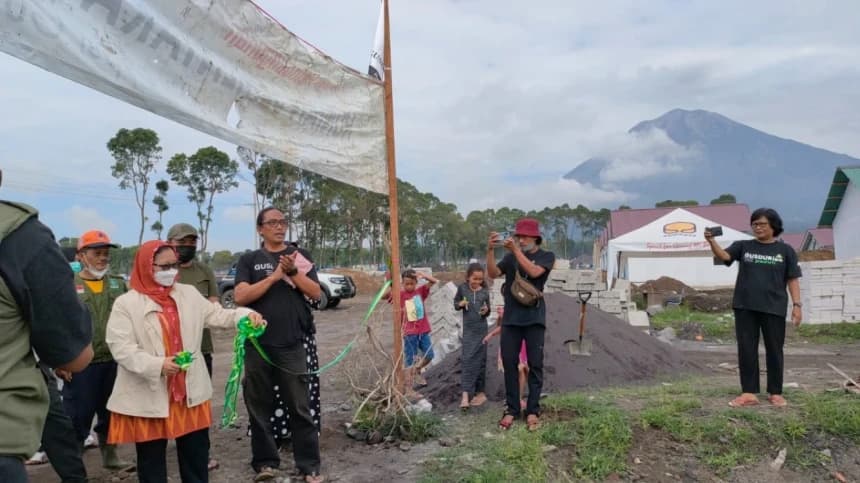 Alissa Wahid Berharap Huntara Gusdurian Peduli di Semeru Segera Ditempati