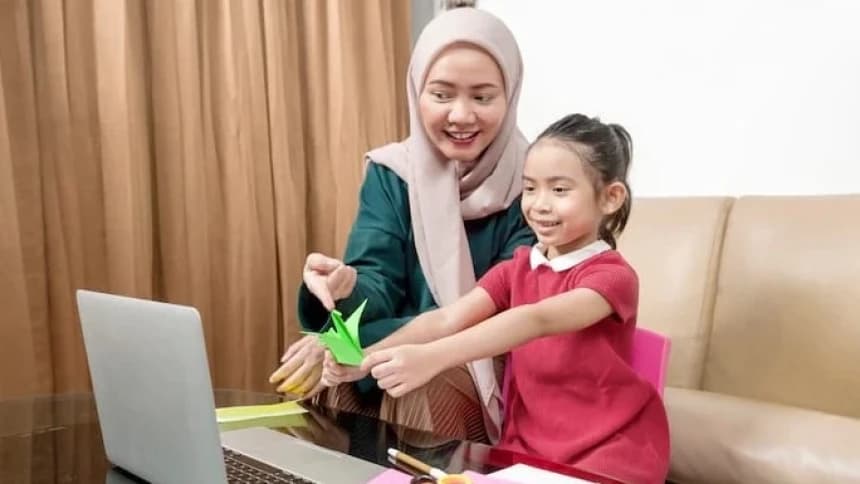 Cegah Perilaku Menyimpang, Kenali 5 Tahapan Perkembangan Seksual pada Anak