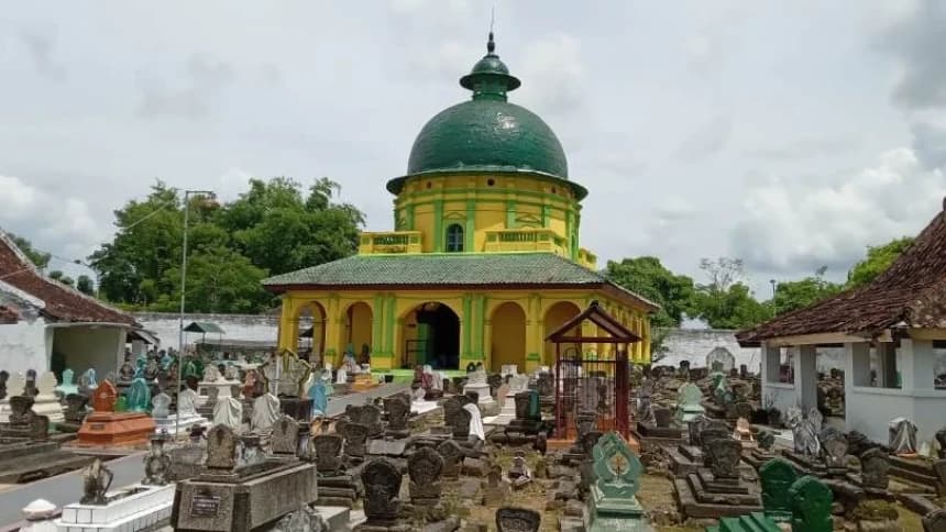 Kemegahan Asta Tinggi, Makam Raja-Raja di Sumenep
