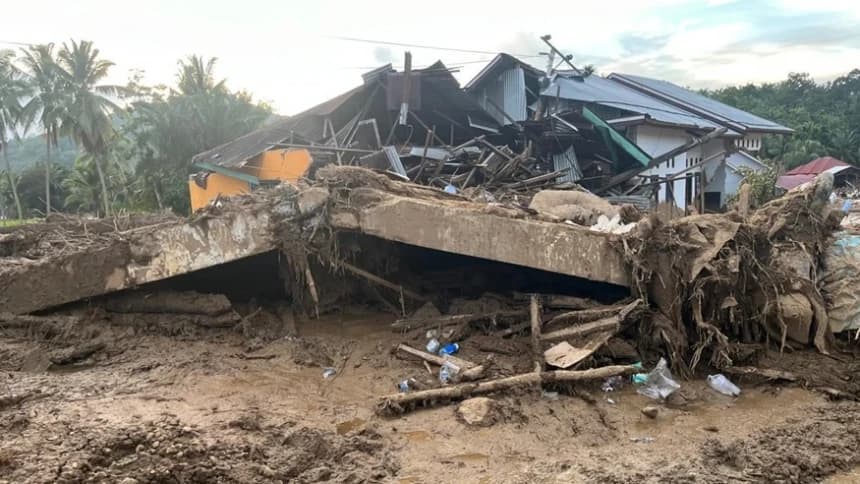 Akar Penyebab Banjir dan Longsor Sumatra: Deforestasi Masif dan Hilangnya Fungsi Hidrologis Kawasan Hulu