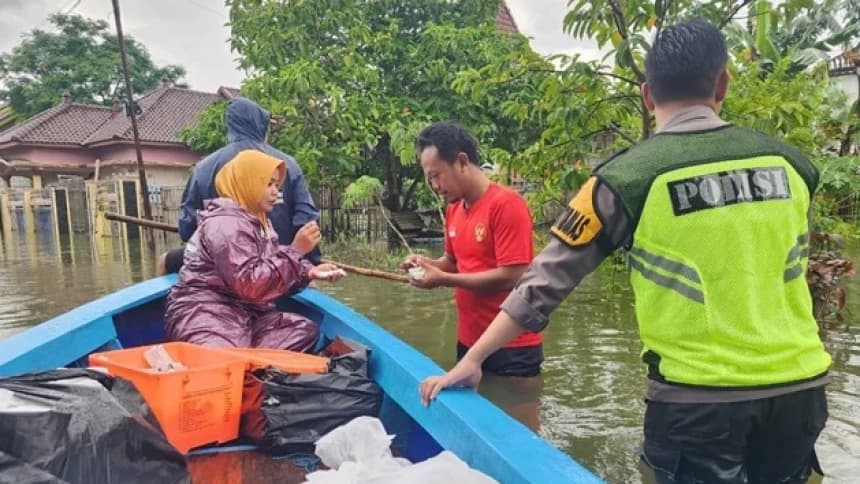 Banjir Picu Peningkatan Penyakit Menular, Lansia Jadi Kelompok Rentan