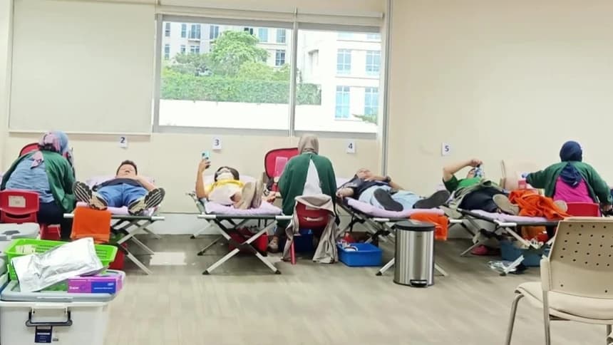 PMI Ajak Warga Donor Darah di Bulan Ramadhan untuk Tingkatkan Kesehatan Tubuh