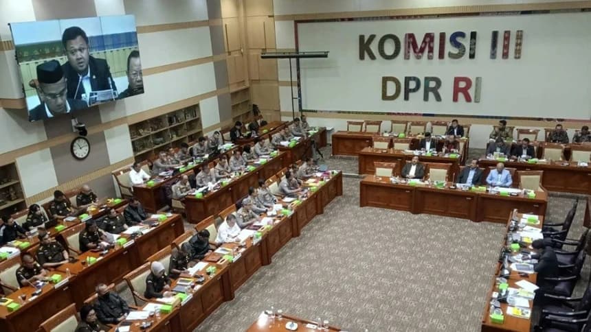 DPR dan Pemerintah Sepakat Hapus Status Polri sebagai Penyidik Tertinggi di RKUHAP