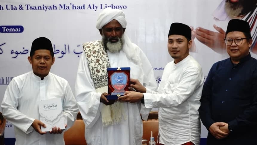 Ulama Sudan Berpidato di Lirboyo: Cinta Tanah Air Ada Rujukannya dalam Al-Quran