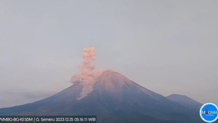 Gunung Semeru Erupsi, Ini 3 Rekomendasi PVMBG