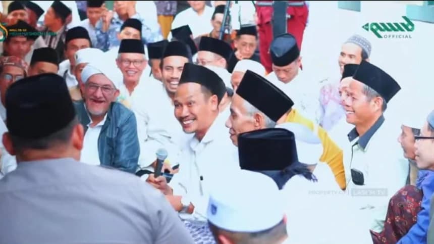 Gus Baha Imbau Keturunan Ulama Pesantren Lanjutkan Tradisi Keilmuan