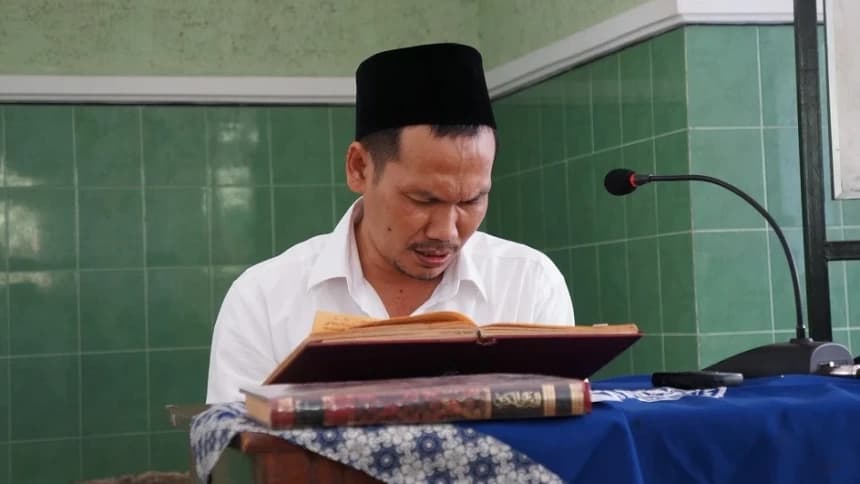 Syarat Mudah Jadi Ahli Tafsir Al-Qur’an Menurut Gus Baha
