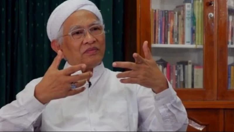 Gus Mus Ingatkan untuk Tidak Membeda-bedakan Profesi