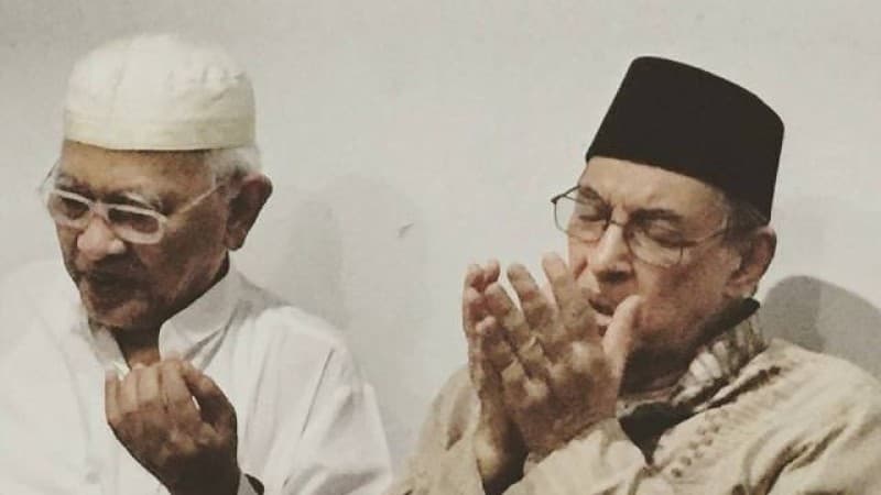 Ketika Gus Mus Membayangkan Bisa Sowan Nabi Muhammad Setiap Saat