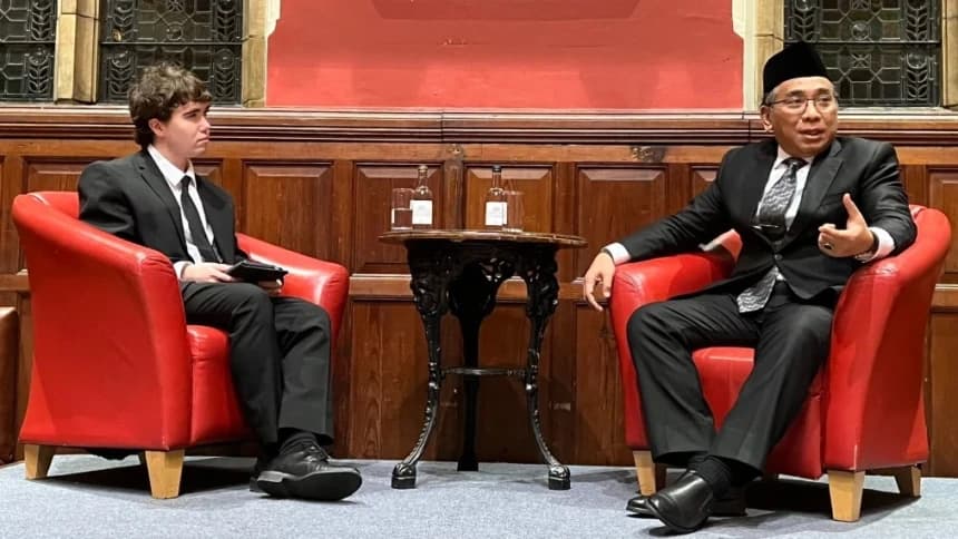 Di Oxford Inggris, Gus Yahya Sebut R20 Solusi Masalah Global