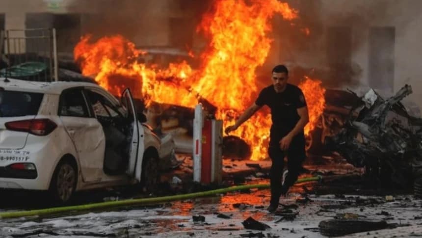 Serangan Israel Tewaskan Ratusan Warga Palestina, RS Indonesia di Gaza Kena Sasaran