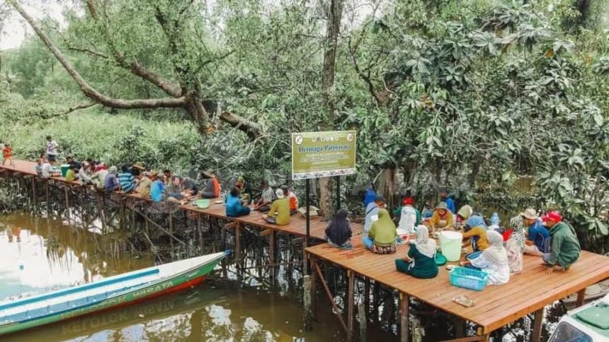 Terminal BBM Banjarmasin Resmikan Ekowisata Mangrove Rambai Center di Barito Kuala