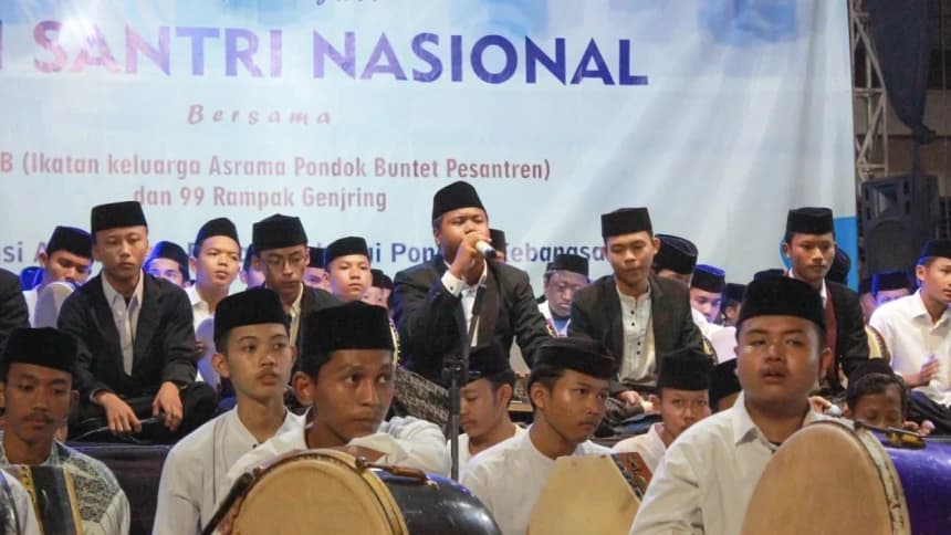 Hari Santri di Buntet Pesantren, dari Kirab Budaya, Ziarah Kiai, hingga Rampak Genjring