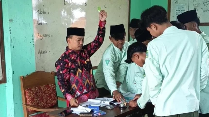 Guru Desak Pemerintah Wujudkan Kesejahteraan dan Gaji Layak