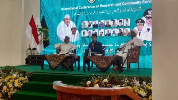 Ciri Manhaj Wasathiyah Menurut Habib Abdullah Al-Muhdhor