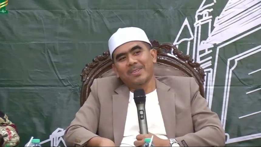 Rais PBNU Gus Ghofur Minta Para Fuqaha Ikut Serta Perbaiki Tatanan Dunia
