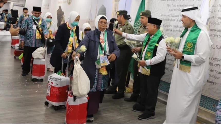 390 Jamaah Haji Indonesia Kloter Pertama Tiba di Madinah