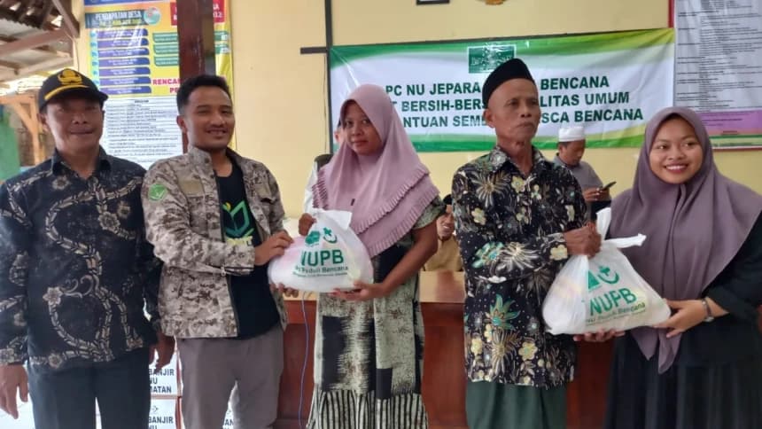 NU Peduli Salurkan Bantuan untuk Warga di Desa Terdampak Banjir Jepara