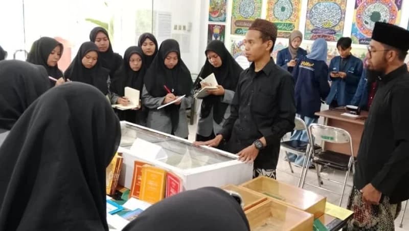 Pameran Turats di Pekalongan Tampilkan Ratusan Karya dan Manuskrip Ulama