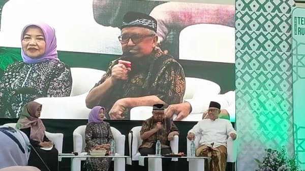 Bedah Buku Teladan dari Rumah Ulama di Tebuireng Soroti Keteladanan KH Wahid Hasyim dan Nyai Solichah