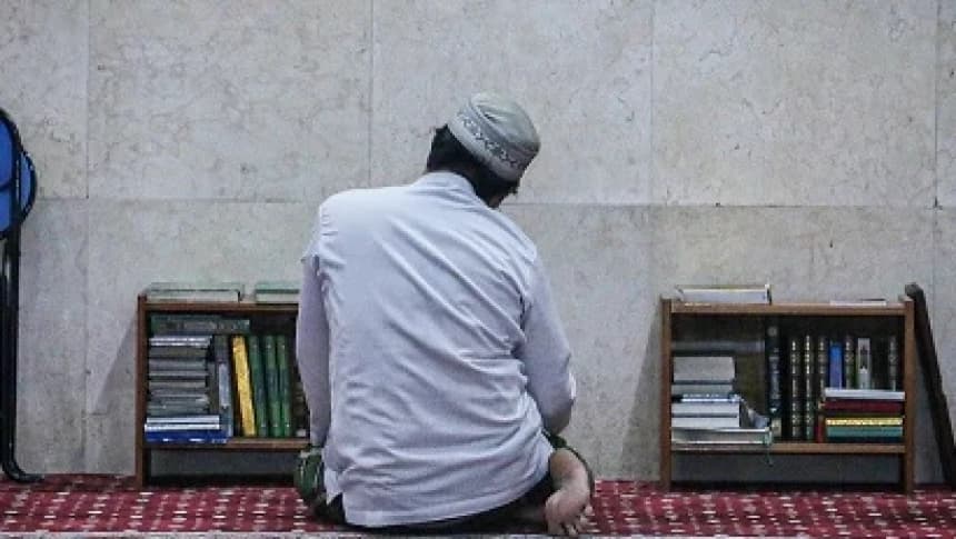 Yakin Shalat secara Genap, Tapi Diperingatkan Kurang Rakaat