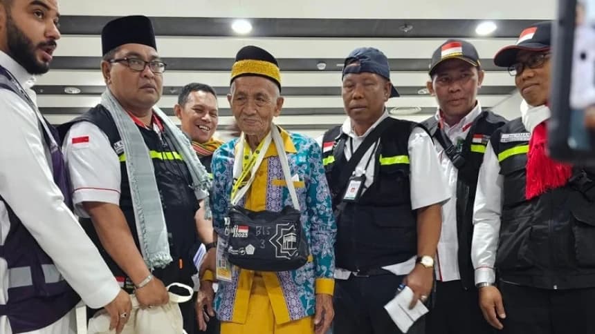 Mbah Harun, Jamaah Haji Tertua Berumur 119 Tahun Tiba di Madinah