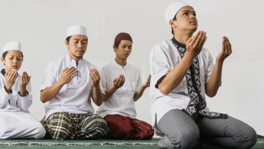 Shalat Gerhana Matahari Berjamaah, Berikut Caranya