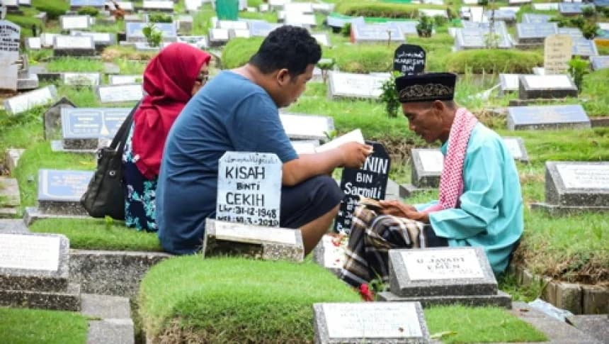 Fenomena Jasa Doa di Kuburan Jelang Ramadhan, Bayar Seikhlasnya