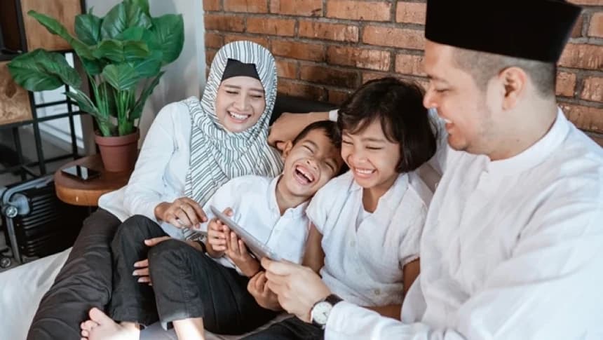 Cara Sahabat Nabi Mendidik Anak Berpuasa