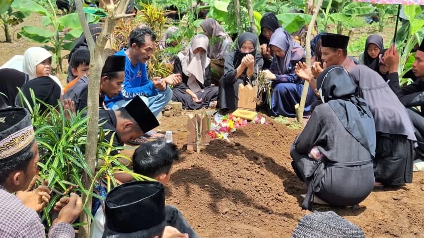 Khutbah Jumat: Menyiapkan Amal Saleh Sebelum Datangnya Kematian