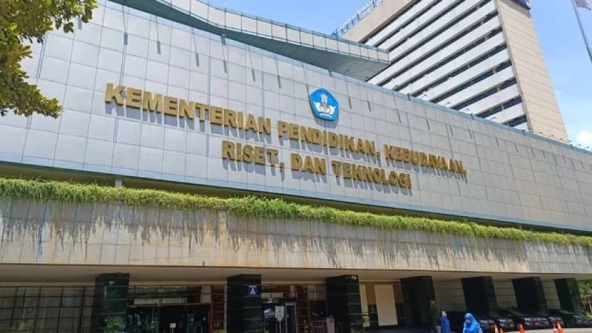 8 Catatan Kritis soal Program Merdeka Belajar Kemendikbud