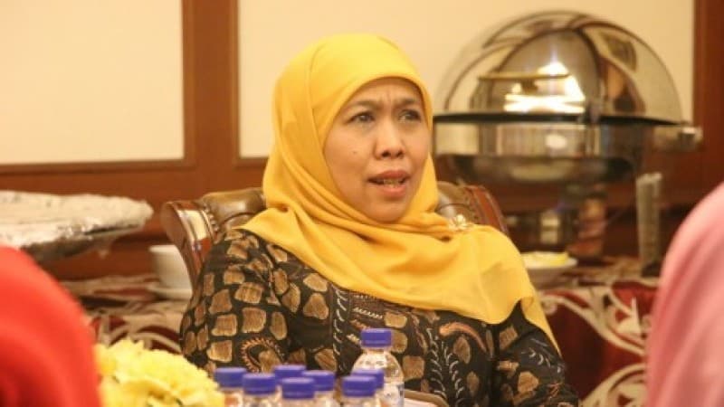 Khofifah Indar Parawansa Raih Anugerah People Of The Year 2021 di Tiga Kategori