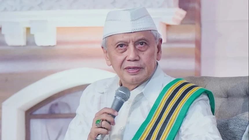 Ijazahkan Shalawat Adrikni, Kiai Chalwani: Kalau Ruwet Baca 77 Kali