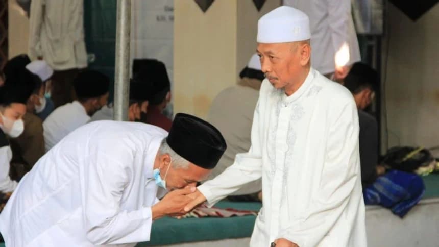Innalilahi, KH Abdullah Munif Marzuqi Pesantren Langitan Wafat