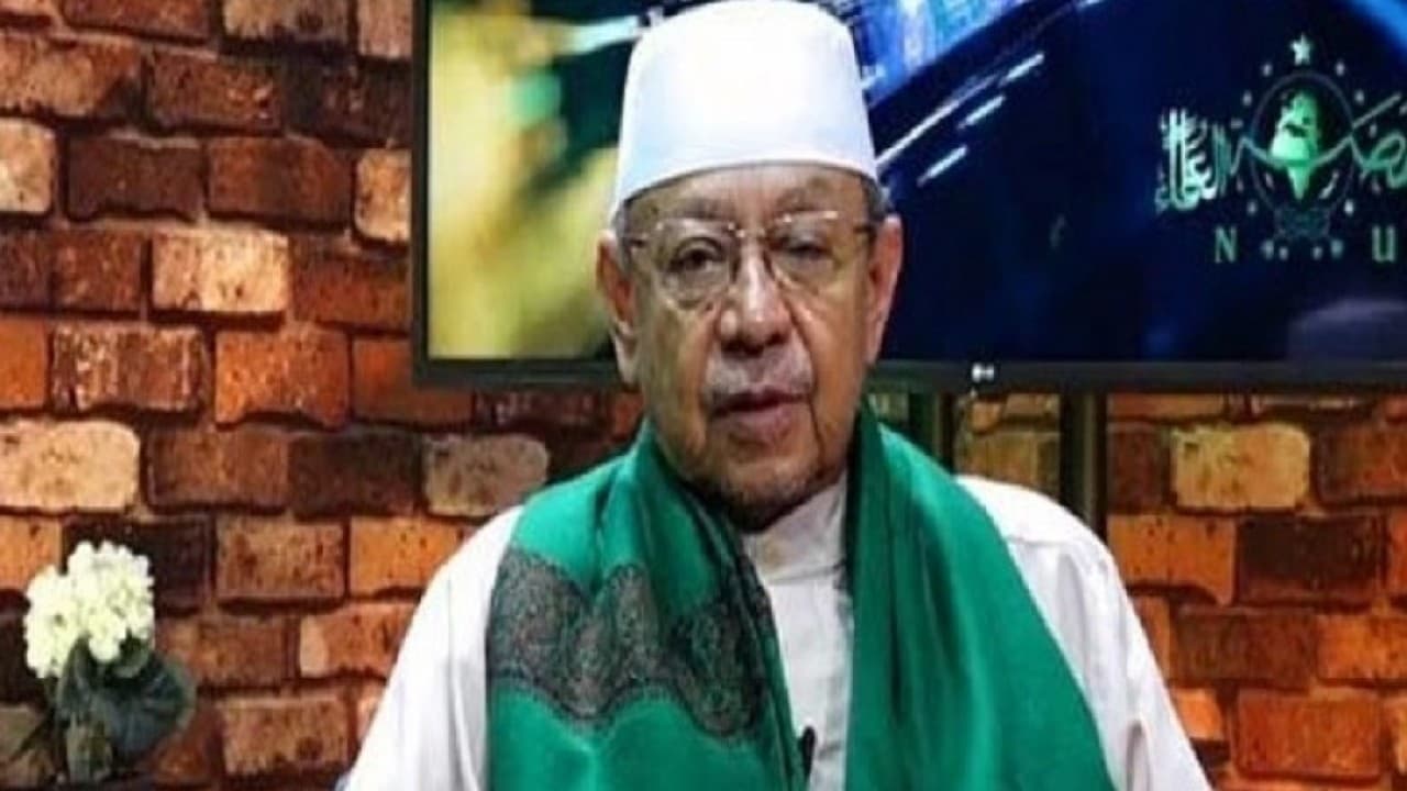 Kiai Zakky Mubarak: Preaching bust be short and interesting