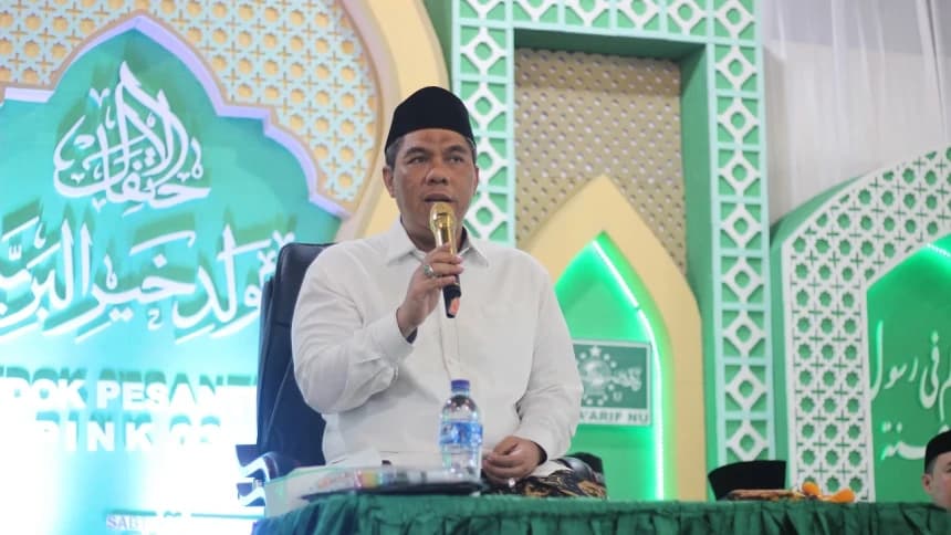 Kiai Zulfa Mustofa Jelaskan Alasan Nabi Muhammad Layak Dicintai