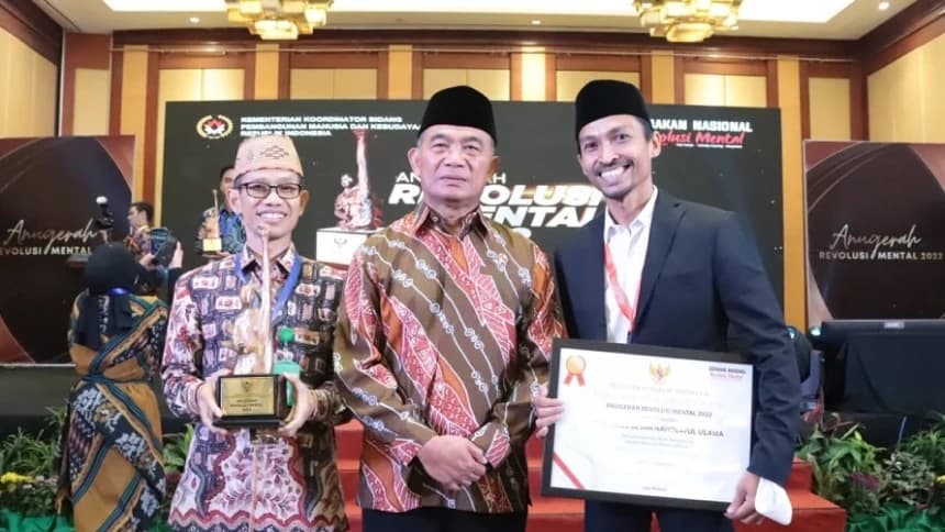 LAZISNU Terima Anugerah Revolusi Mental dari Kemenko PMK