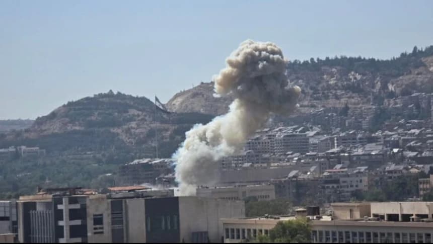 Israel Serang Markas Kemenhan Suriah