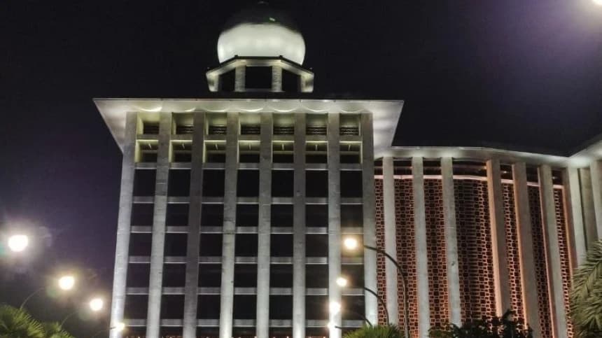 Beritikaf Nyaman di Masjid Istiqlal, Ada Menu Sahur dan Buka Puasa Gratis