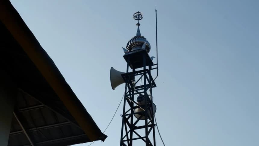 Mengatur Pengeras Suara demi Ketenangan Bersama