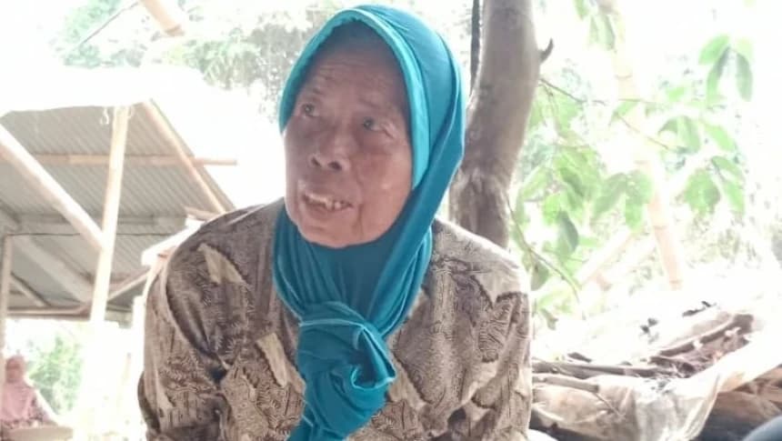 Hidup Sederhana, Mbah Warisah Rutin Mengisi Koin NU Cilacap