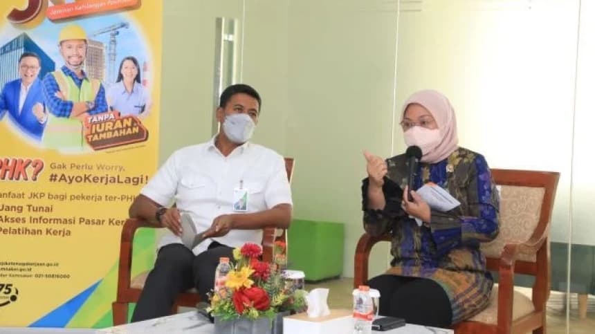 Menaker Tegaskan Program JKP Tak Gugurkan Pesangon Korban PHK
