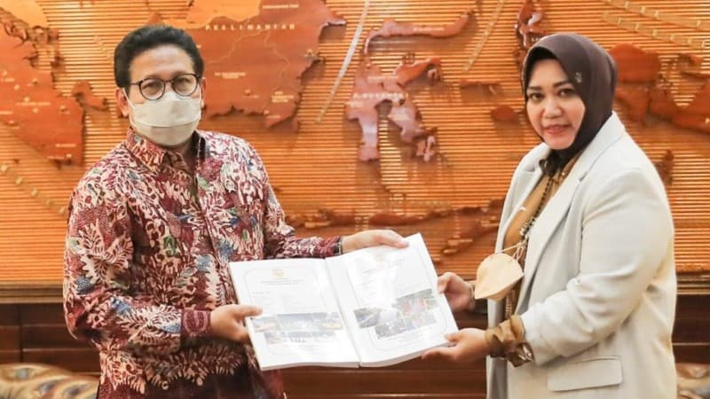 Mendes PDTT Siap Fasilitasi Pengembangan Desa Wisata Buru Selatan