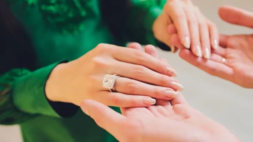 Kapan Perempuan Tidak Boleh Menerima Lamaran?